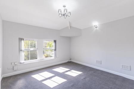 1 bedroom Flat to let in 5 West Hill Terrace, 85 Harrogate Road, Chapel Allerton, Leeds, LS7