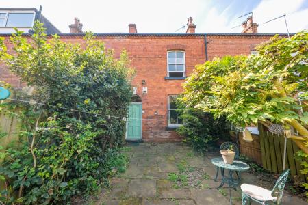 3 bedroom Terraced House for sale in Victoria Street, Chapel Allerton, Leeds, LS7