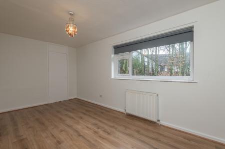 2 bedroom Terraced House for sale in Chandos Fold, Gledhow, Leeds, LS8