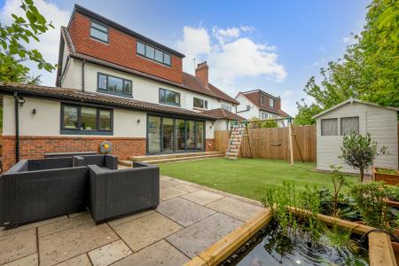 4 bedroom Semi-detached house for sale in Toronto Place, Chapel Allerton, Leeds, LS7