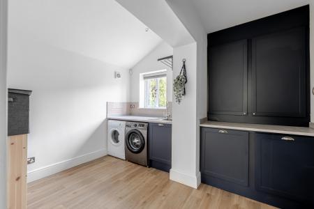 4 bedroom Semi-detached house for sale in Toronto Place, Chapel Allerton, Leeds, LS7
