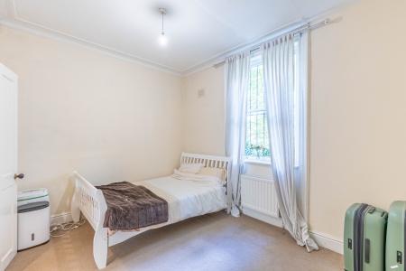 2 bedroom Flat for sale in 80 Harrogate Road, Chapel Allerton, Leeds, LS7