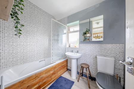 2 bedroom Semi-detached house for sale in Latchmere Avenue, Leeds, LS16