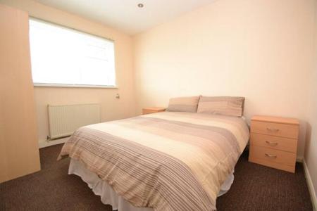 2 bedroom Flat to let in Moorfields, Scott Hall Road, Moortown, Leeds, LS17