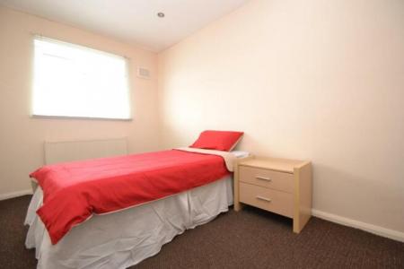 2 bedroom Flat to let in Moorfields, Scott Hall Road, Moortown, Leeds, LS17