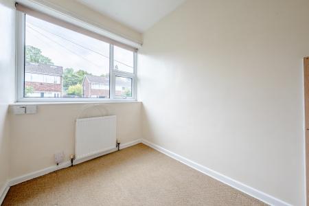 4 bedroom Semi-detached house for sale in Highbury Close, Meanwood, Leeds, LS6