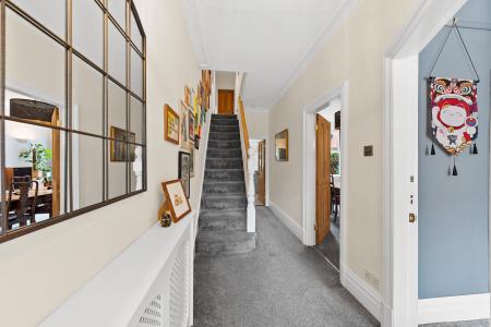 4 bedroom Terraced House for sale in Hilton Road, Potternewton, Leeds, LS8