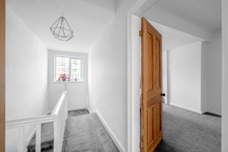 4 bedroom Terraced House for sale in Hilton Road, Potternewton, Leeds, LS8