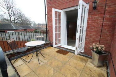 2 bedroom Duplex to let in Mansion Gate Square, Chapel Allerton, Leeds, LS7