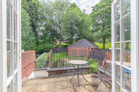 2 bedroom Duplex to let in Mansion Gate Square, Chapel Allerton, Leeds, LS7