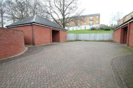 2 bedroom Duplex to let in Mansion Gate Square, Chapel Allerton, Leeds, LS7