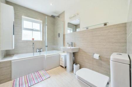 2 bedroom Duplex to let in Mansion Gate Square, Chapel Allerton, Leeds, LS7