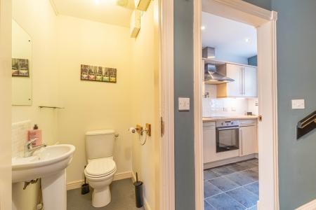 2 bedroom Duplex to let in Mansion Gate Square, Chapel Allerton, Leeds, LS7
