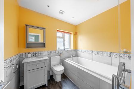 3 bedroom Semi-detached house for sale in Moor Grange View, Leeds, LS16