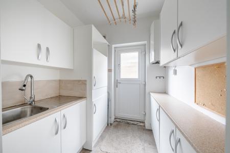 3 bedroom Semi-detached house for sale in Moor Grange View, Leeds, LS16