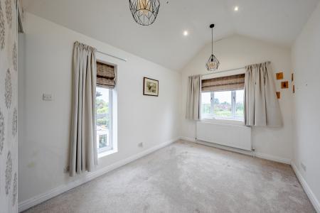 3 bedroom Semi-detached house for sale in Moor Grange View, Leeds, LS16
