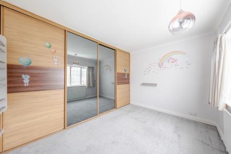 3 bedroom Semi-detached house for sale in Moor Grange View, Leeds, LS16