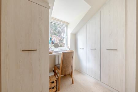 2 bedroom Flat for sale in The Hall, Allerton Hill, Chapel Allerton, Leeds, LS7