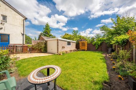 3 bedroom Semi-detached house for sale in Moor Park Villas, Far Headingley, Leeds, LS6