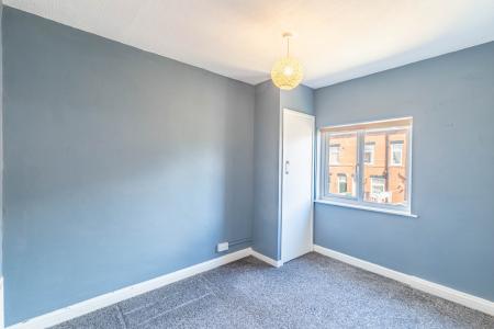 2 bedroom Town house for sale in Haigh Terrace, Rothwell, Leeds, LS26
