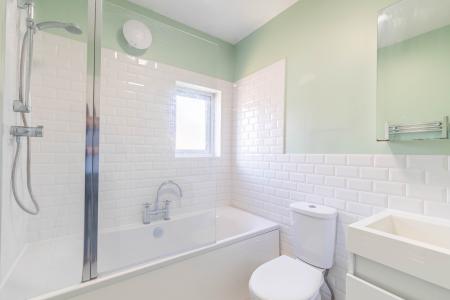 2 bedroom Town house for sale in Haigh Terrace, Rothwell, Leeds, LS26
