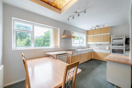 4 bedroom Semi-detached house for sale in Roxholme Grove, Chapel Allerton, Leeds, LS7