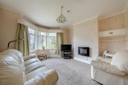 4 bedroom Semi-detached house for sale in Roxholme Grove, Chapel Allerton, Leeds, LS7