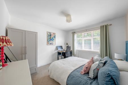 3 bedroom Semi-detached house for sale in Stainburn Crescent, Moor Allerton, Leeds, LS17