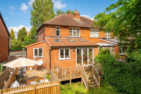 3 bedroom Semi-detached house for sale in Stainburn Crescent, Moor Allerton, Leeds, LS17