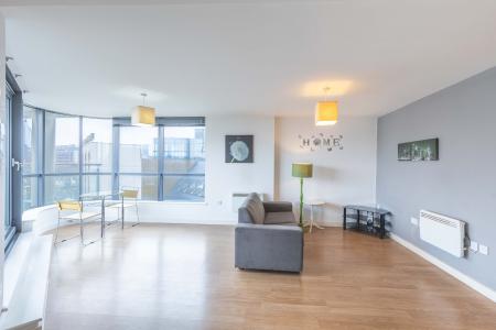 2 bedroom Flat to let in Skyline Apartment, Leeds, LS9