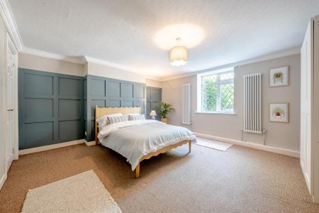 2 bedroom Flat for sale in Pasture Lane, Chapel Allerton, Leeds, LS7