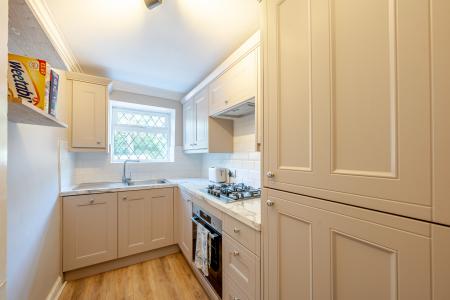 2 bedroom Flat for sale in Pasture Lane, Chapel Allerton, Leeds, LS7