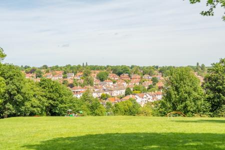 2 bedroom Flat for sale in Pasture Lane, Chapel Allerton, Leeds, LS7