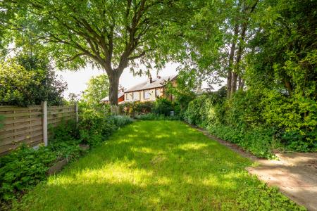 3 bedroom Semi-detached house for sale in Miles Hill Terrace, Chapel Allerton, Leeds, LS7