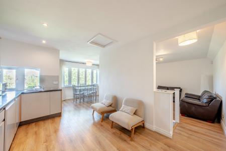 2 bedroom Maisonette for sale in The Lodge, Harrowby Road, West Park, Leeds, LS16