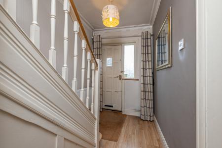 3 bedroom Semi-detached house to let in Grange Park Terrace, Oakwood, Leeds, LS8
