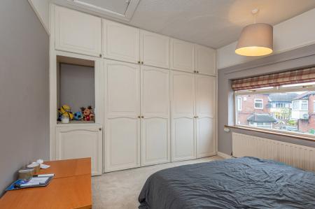 3 bedroom Semi-detached house to let in Grange Park Terrace, Oakwood, Leeds, LS8