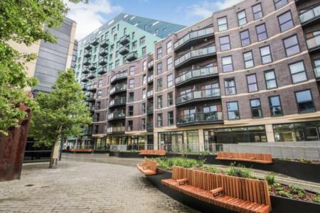 2 bedroom Flat to let in One Brewery Wharf, Waterloo Street, Leeds, LS10