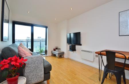 2 bedroom Flat to let in One Brewery Wharf, Waterloo Street, Leeds, LS10