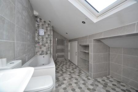 1 bedroom Flat to let in 322 Harrogate Road, Moortown, Leeds, LS17