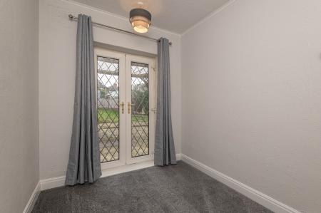 2 bedroom Bungalow to let in Alandale Crescent, Garforth, Leeds, LS25