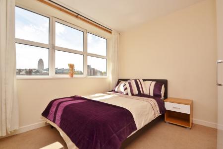2 bedroom Flat to let in Dene House Court, Leicester Place, Leeds, LS2