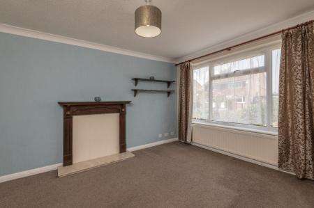 3 bedroom Semi-detached house to let in Turnberry Rise, Alwoodley, Leeds, LS17