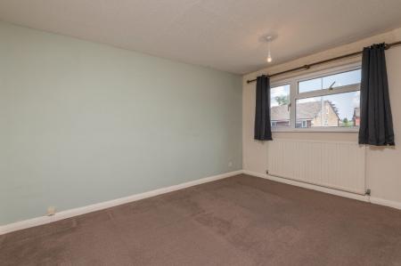 3 bedroom Semi-detached house to let in Turnberry Rise, Alwoodley, Leeds, LS17