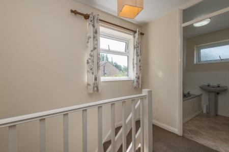 3 bedroom Semi-detached house to let in Turnberry Rise, Alwoodley, Leeds, LS17