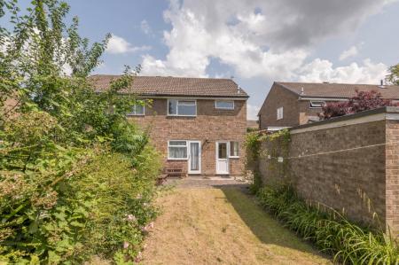 3 bedroom Semi-detached house to let in Turnberry Rise, Alwoodley, Leeds, LS17