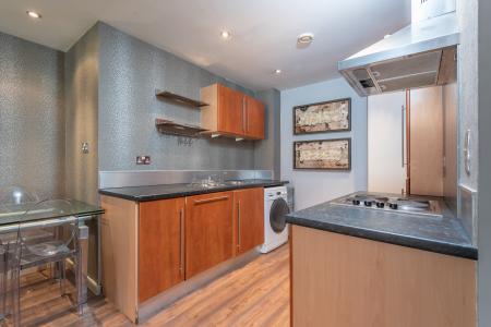 2 bedroom Flat for sale in Faroe, City Island, Gotts Road, Leeds, LS12