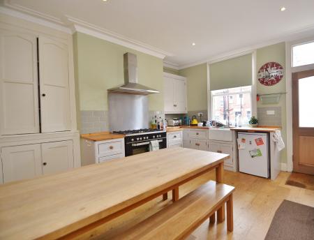 1 bedroom House share to let in Methley Place, Chapel Allerton, Leeds, LS7