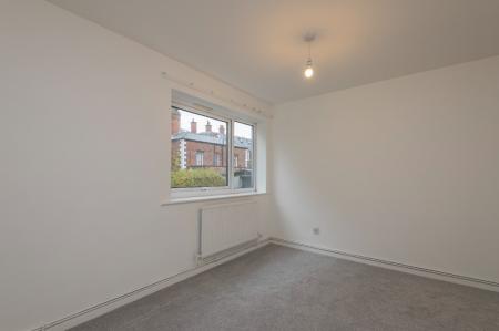 2 bedroom Flat to let in Wensleydale Court, Stainbeck Lane, Chapel Allerton, Leeds, LS7