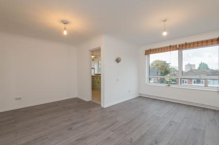 2 bedroom Flat to let in Wensleydale Court, Stainbeck Lane, Chapel Allerton, Leeds, LS7